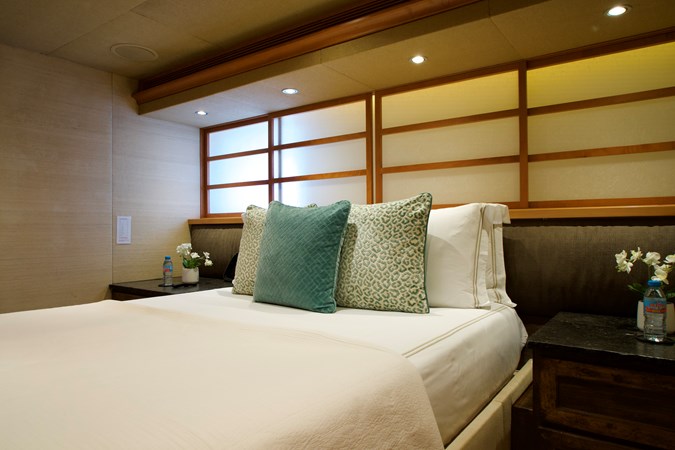 Photo of LURSSEN ENVY 134' 4