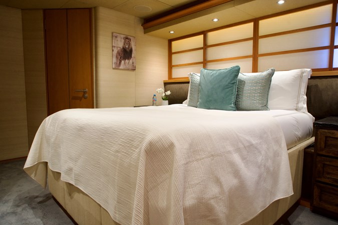 Photo of LURSSEN ENVY 134' 4