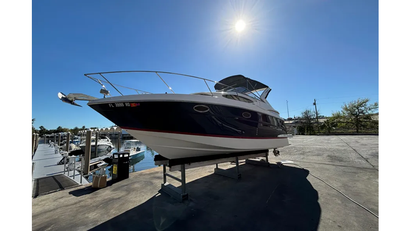 2016 REGAL 30 EXPRESS| 30'