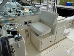 2002 PURSUIT BOATS 3000 Express - photo 16