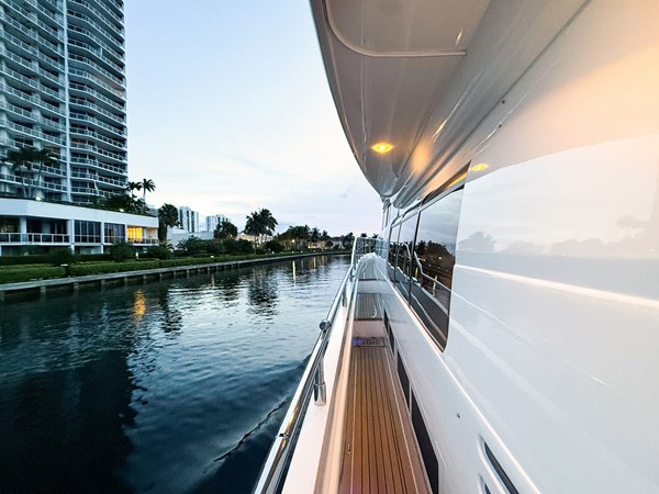 Photo of PRINCESS YACHTS Kristina 74'