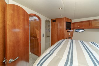 2008 CRUISER YACHTS 415 - photo 31