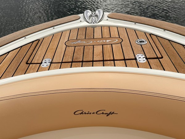 Photo of CHRIS CRAFT Chris-Craft Launch 28 2013 29' 10