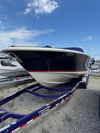 Photo of CHRIS CRAFT Chris-Craft Launch 28 2013 29' 10