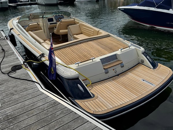 Photo of CHRIS CRAFT Chris-Craft Launch 28 2013 29' 10