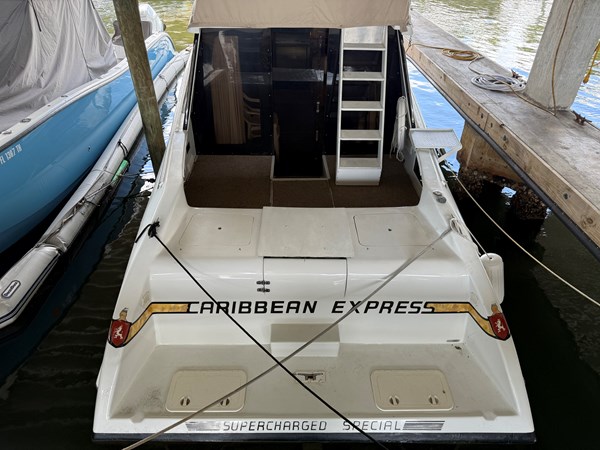 Photo of CUSTOM Caribbean Express 42'