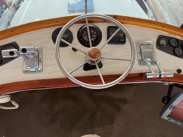 Photo of CUSTOM Caribbean Express 42'