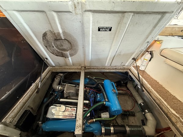 Photo of CUSTOM Caribbean Express 42'