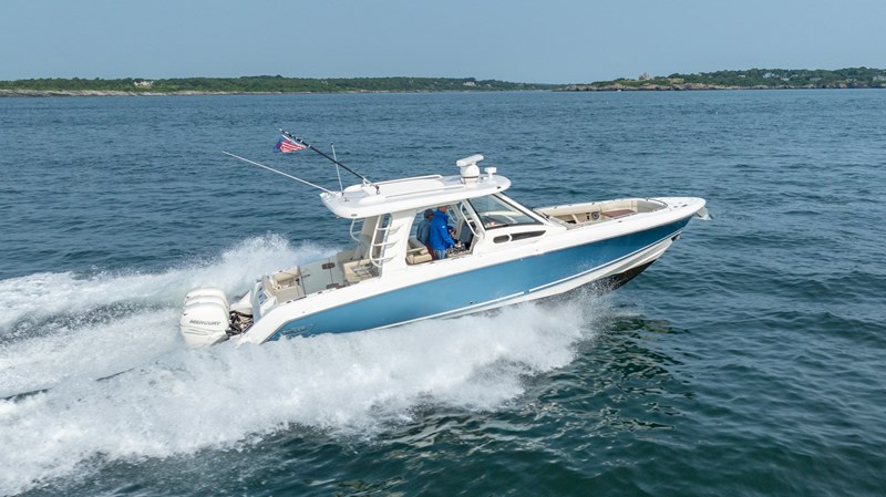Photo of BOSTON WHALER BLUE SKIES 35'