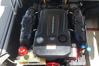 2018 COBALT 26SD - photo 12