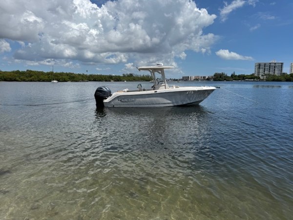 Photo of ROBALO - 24'