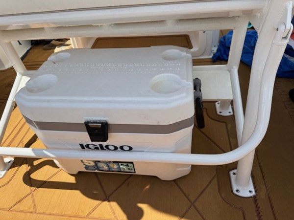 Photo of ROBALO - 24'