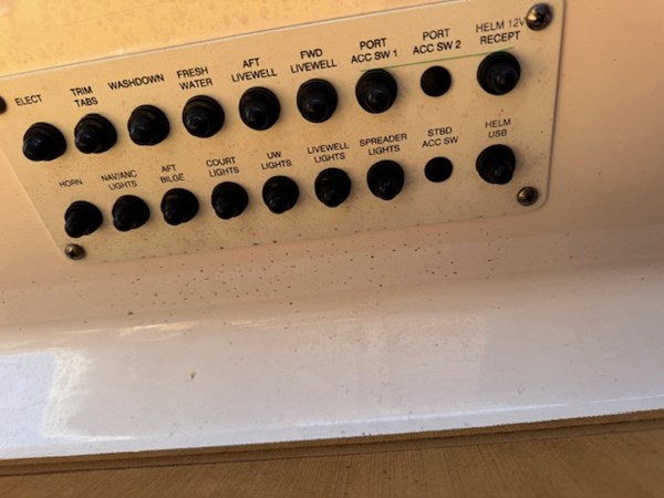 Photo of ROBALO - 24'