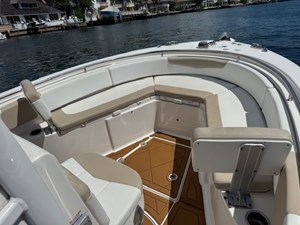2021 ROBALO R242 Center Console - photo 4