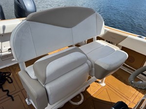 2021 ROBALO R242 Center Console - photo 8