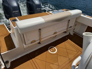 2021 ROBALO R242 Center Console - photo 9
