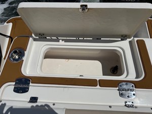 2021 ROBALO R242 Center Console - photo 13
