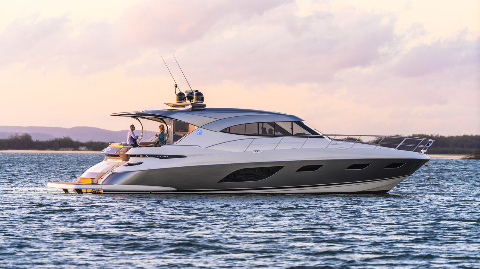 6000 Sport Yacht  — RIVIERA AUSTRALIA