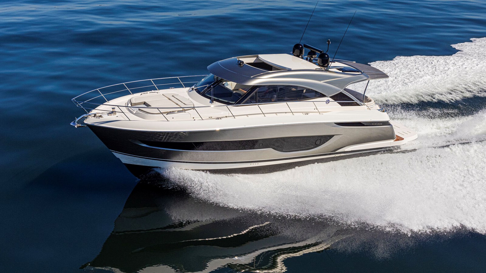 4600 Sport Yacht RIVIERA AUSTRALIA — RIVIERA AUSTRALIA