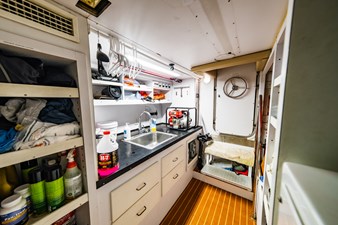 HATTERAS 1995 LONE STAR Vessel #447086 - Photo Lazarette Looking Aft 104