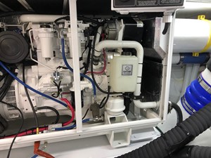 HATTERAS 1995 LONE STAR Vessel #447086 - Photo 65 kW Gen 107