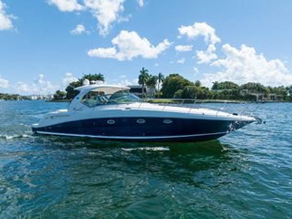 Photo of SEA RAY Sea Ray 420 Sundancer 42'