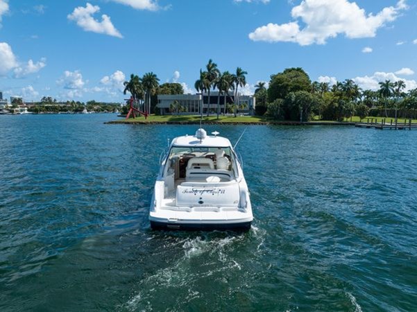 Photo of SEA RAY Sea Ray 420 Sundancer 42'