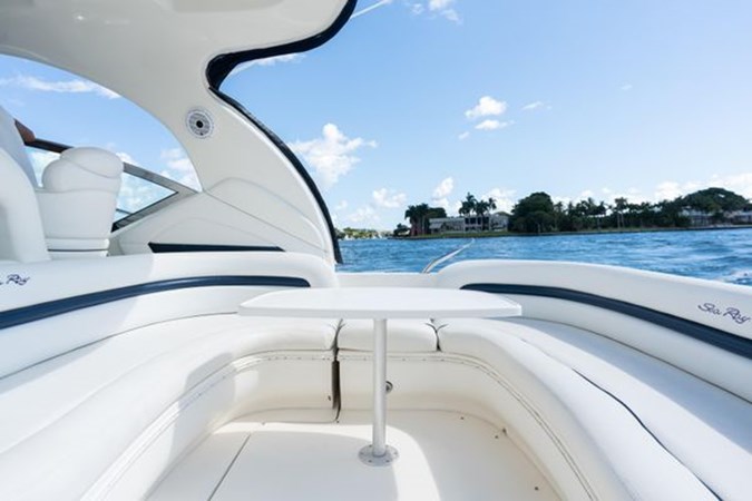 Photo of SEA RAY Sea Ray 420 Sundancer 42'