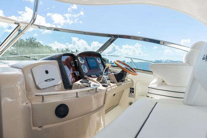 Photo of SEA RAY Sea Ray 420 Sundancer 42'
