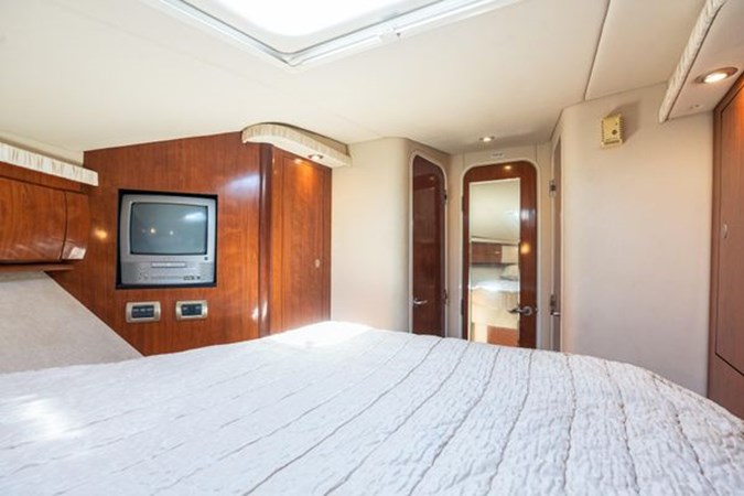 Photo of SEA RAY Sea Ray 420 Sundancer 42'