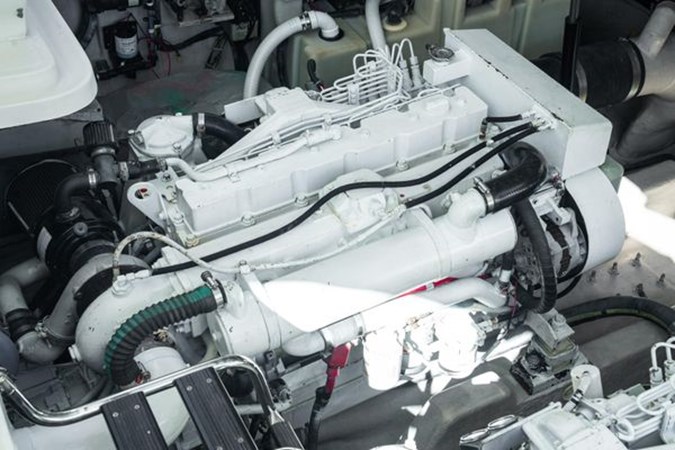 Photo of SEA RAY Sea Ray 420 Sundancer 42'