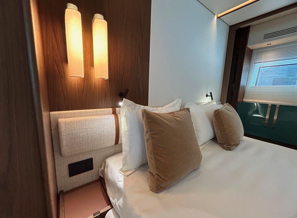 72 FLY 2024 74' 5" AZIMUT YACHTS