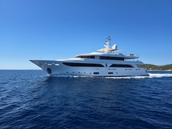 CRN EMOTION 2 Yacht for Sale