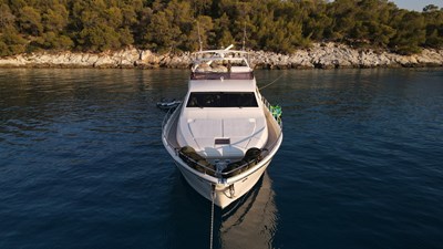 681  2008 69' 7" FERRETTI YACHTS