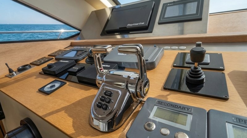 Photo of AICON YACHTS Onyx 85'