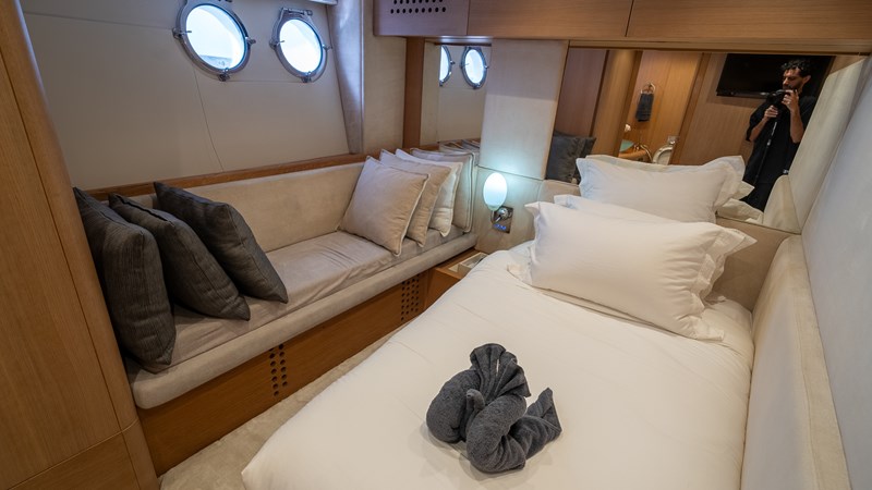 Photo of AICON YACHTS Onyx 85'