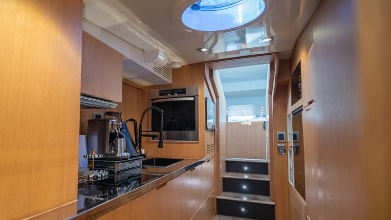 Photo of AICON YACHTS Onyx 85'