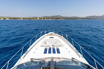 PRINCESS V70 2008 71' 2" PRINCESS