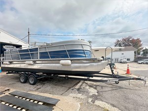 24' BENTLEY 2017 ENCORE 240 CRUISE SE 456004