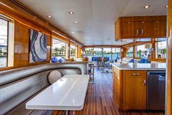 HATTERAS 2003 WATER BORN Vessel #450714 - Photo 6