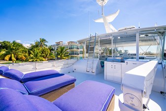 HATTERAS 2003 WATER BORN Vessel #450714 - Photo 25