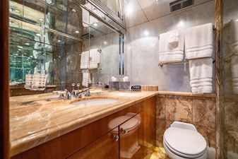 HATTERAS 2003 WATER BORN Vessel #450714 - Photo 15