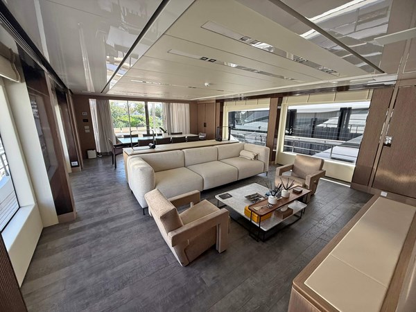 30 WALKAROUND 2024 100' 1" MAIORA