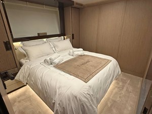 30 WALKAROUND 2024 100' 1" MAIORA