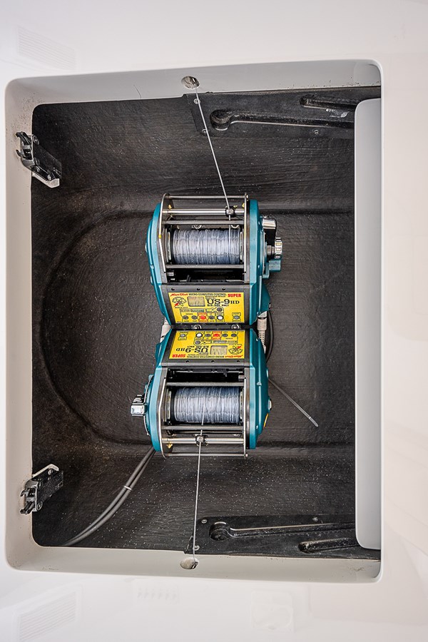 49_garlington_perfection_flybridge_40