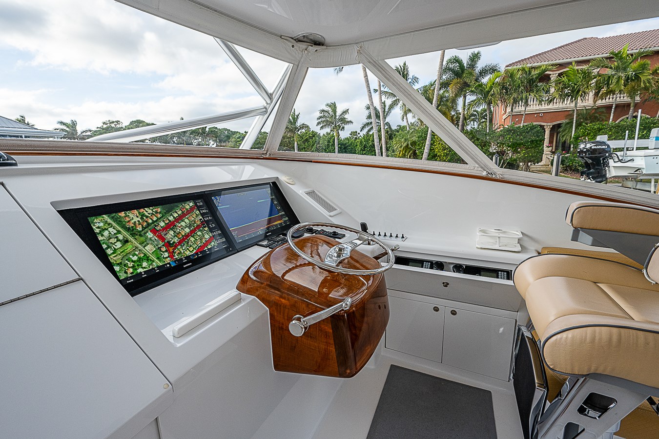 49_garlington_perfection_flybridge_43