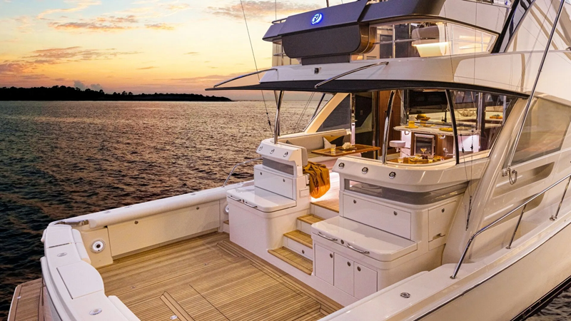 Photo of RIVIERA 72 SMY 72'
