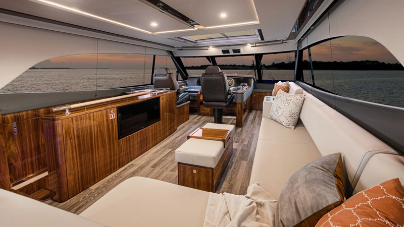 Photo of RIVIERA 72 SMY 72'