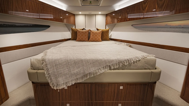 Photo of RIVIERA 72 SMY 72'