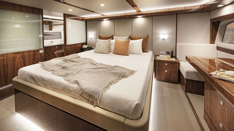 Photo of RIVIERA 72 SMY 72'